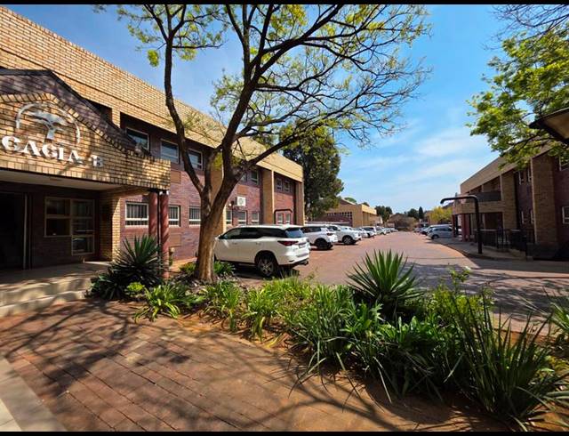 OFFICE PROPERTY TO RENT IN LYNNWOOD